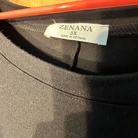 🎉Zenana Black Tee Short Sleeve Basic Size 3X - Picture 3 of 9